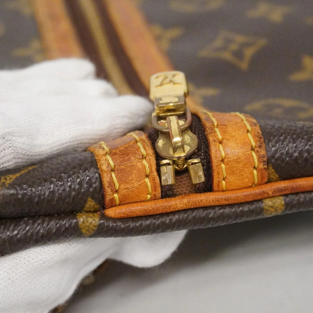 LOUIS VUITTON Authentic Brown Monogram Pochette Shoulder Bag - Picture 9 of 14